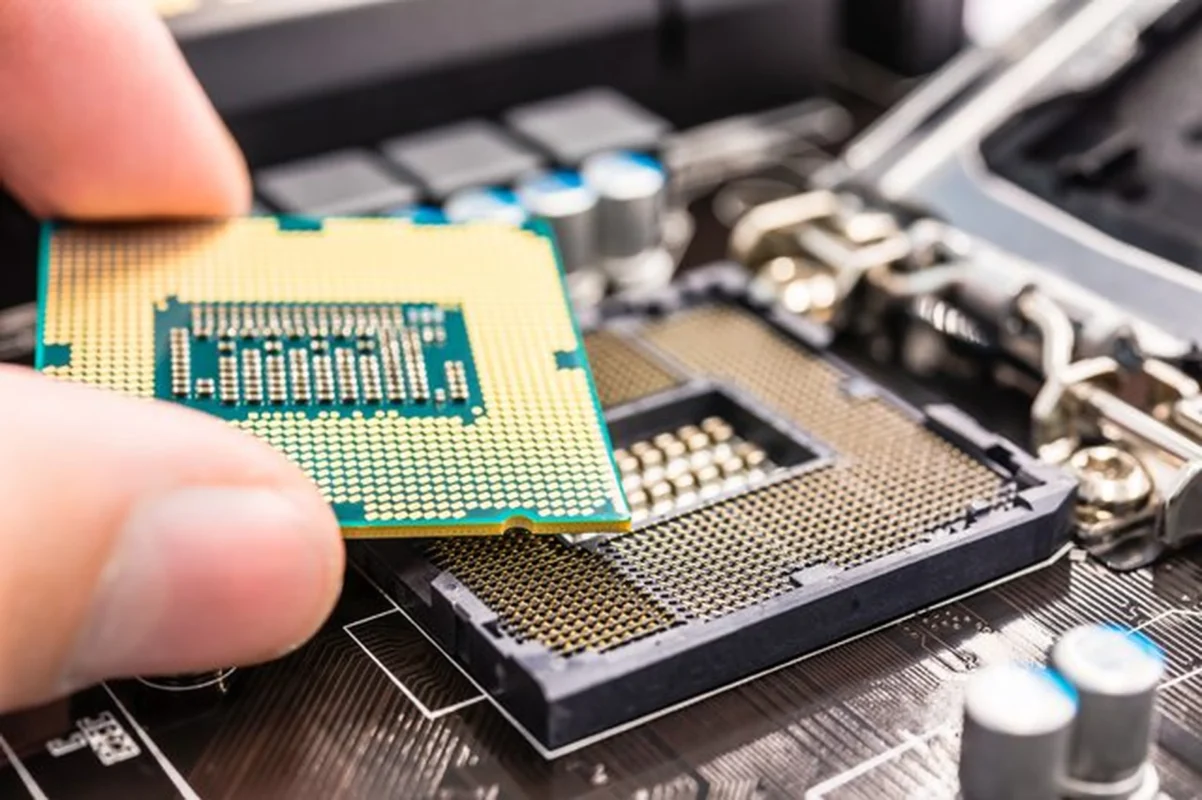 Como cambiar el procesador de una laptop